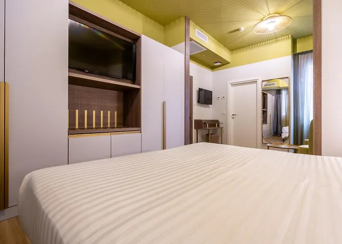Hotel Regina Elena 57&Oro Bianco SPA