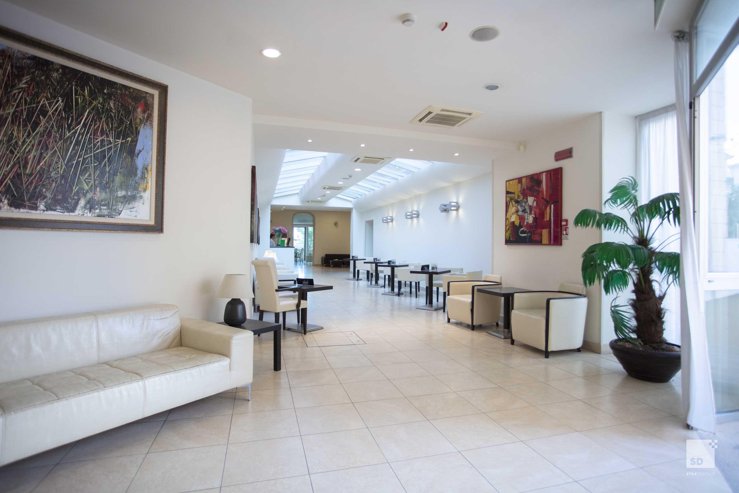 Hotel Regina Elena 57&oro Bianco 4*